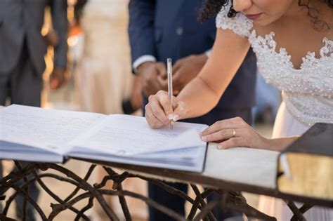 Redefining Marriage: How Pagan Wedding Officiants Can Personalize Your Ceremony